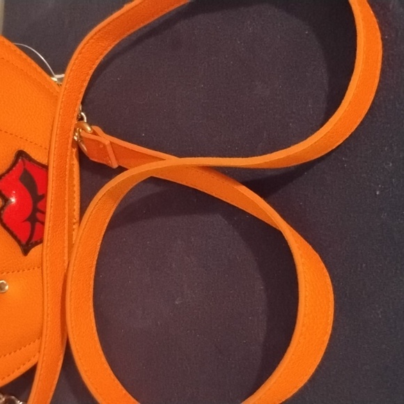 BETSY JOHNSON PUMPKIN PURSE - Picture 7 of 10